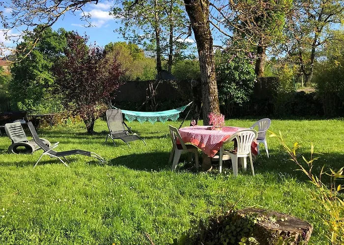 Дом отдыха Petite Maison Du Causse Salles-la-Source